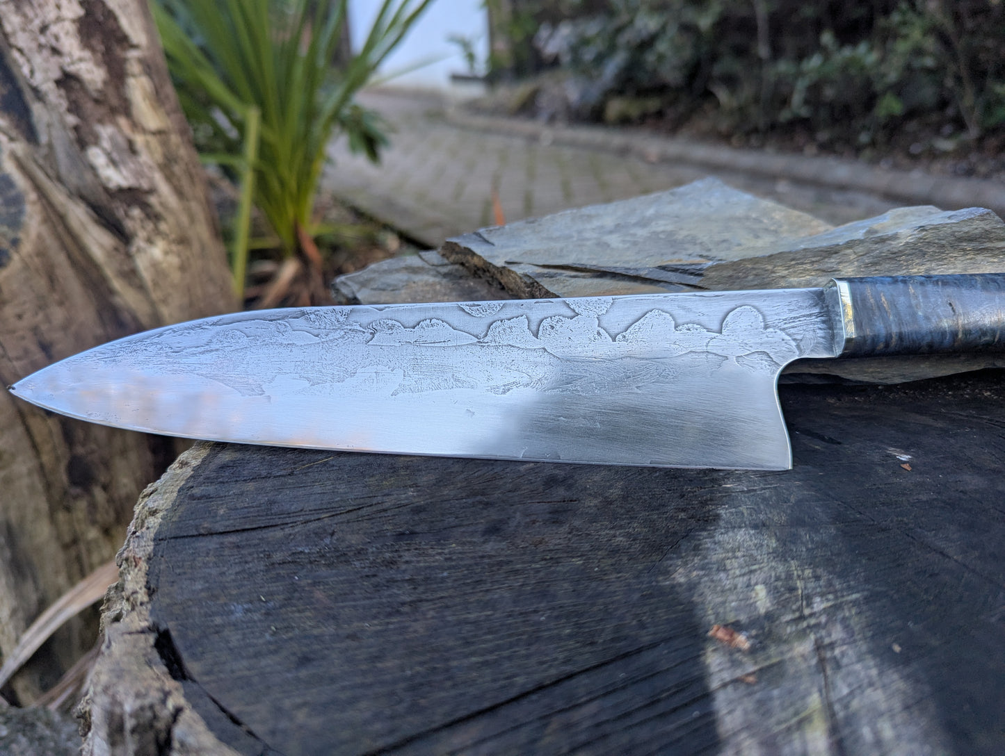 Hand made 8" ApexUltra carbon steel. Amboyna burl handle