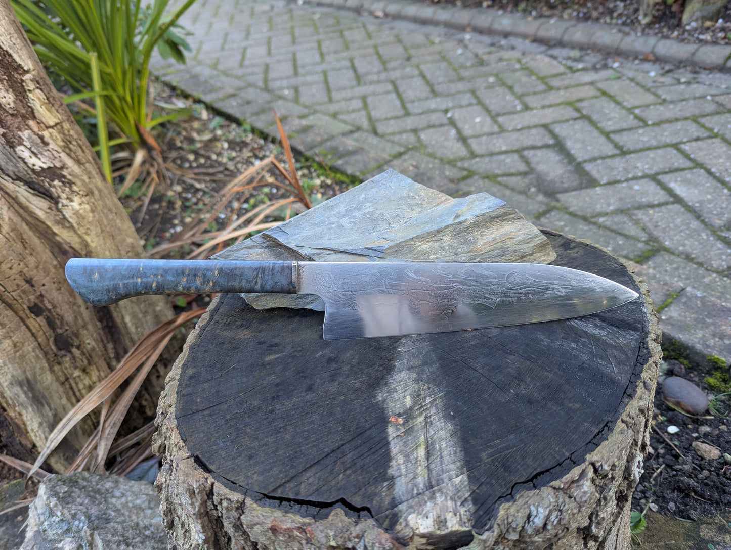 Hand made 8" ApexUltra carbon steel. Amboyna burl handle