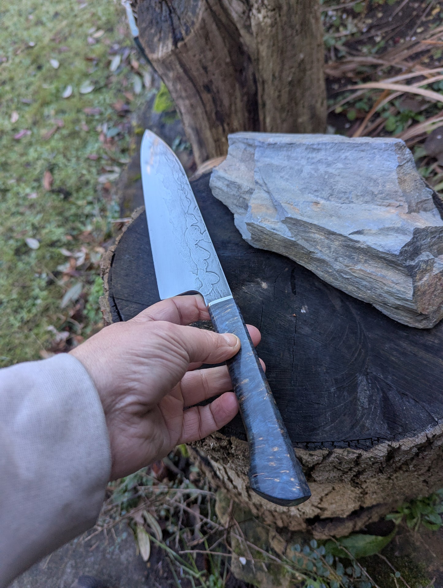 Hand made 8" ApexUltra carbon steel. Amboyna burl handle