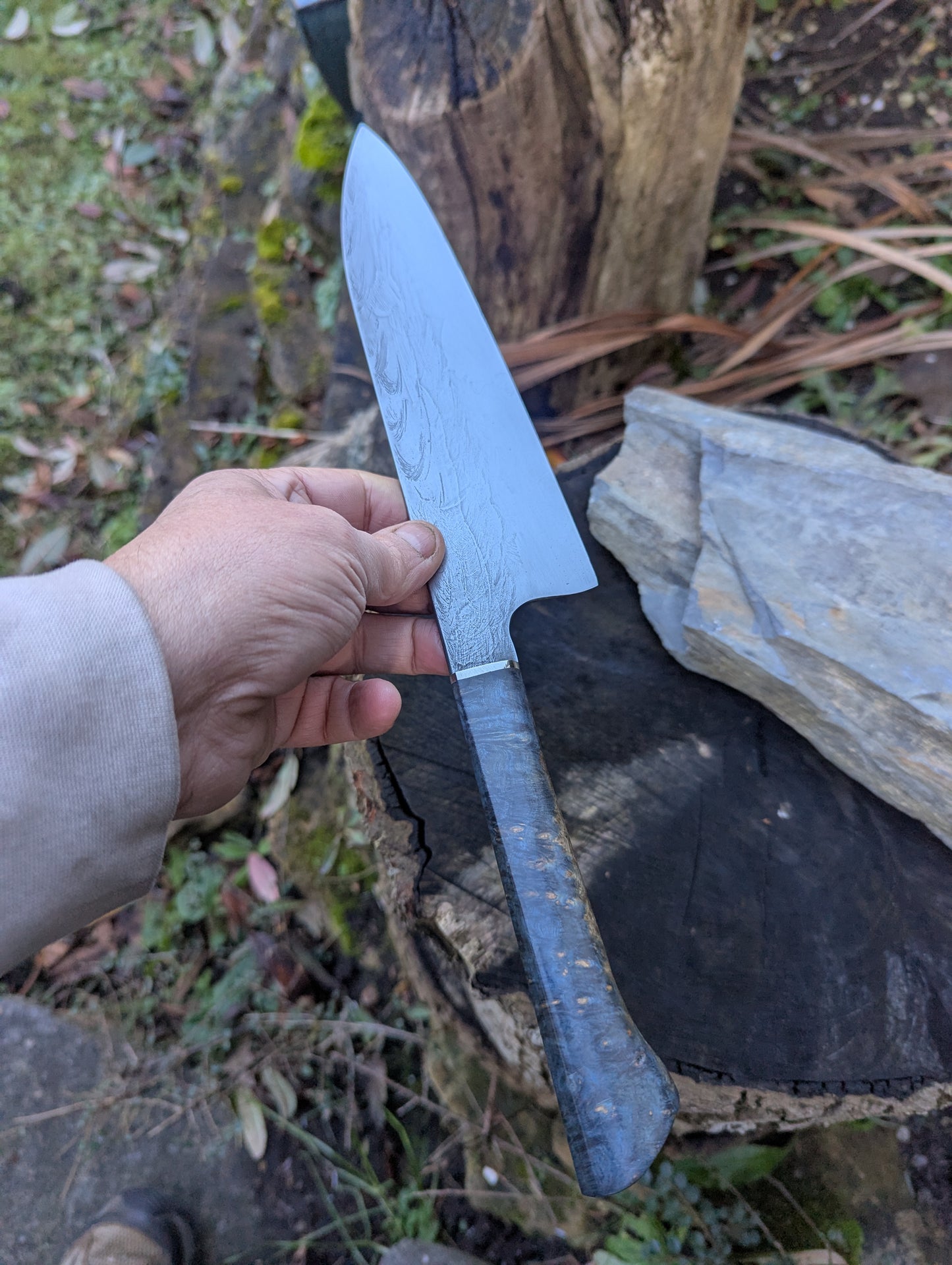 Hand made 8" ApexUltra carbon steel. Amboyna burl handle