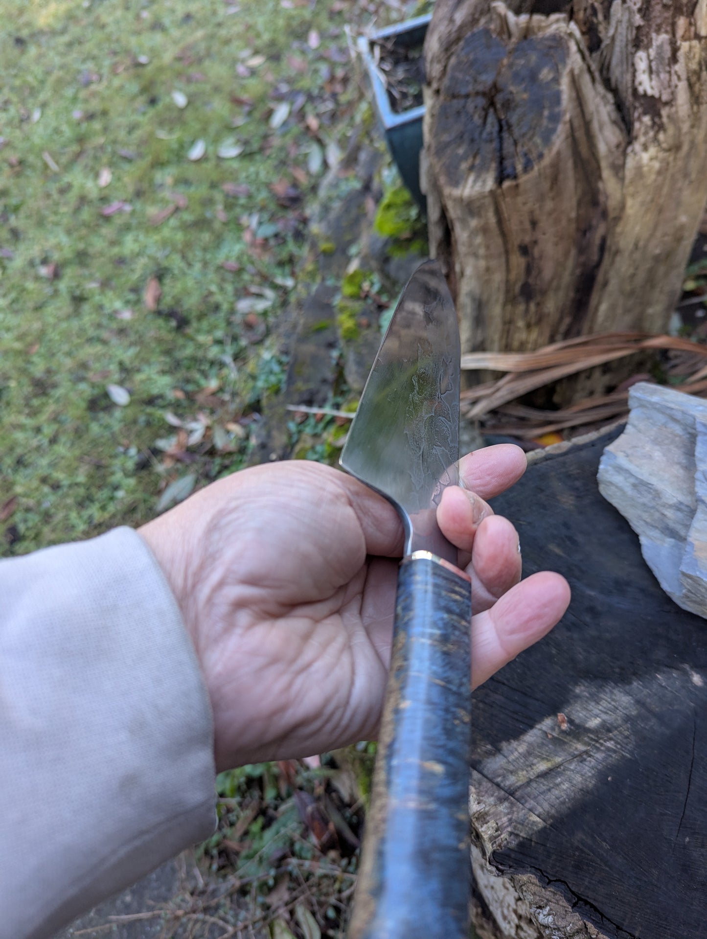 Hand made 8" ApexUltra carbon steel. Amboyna burl handle