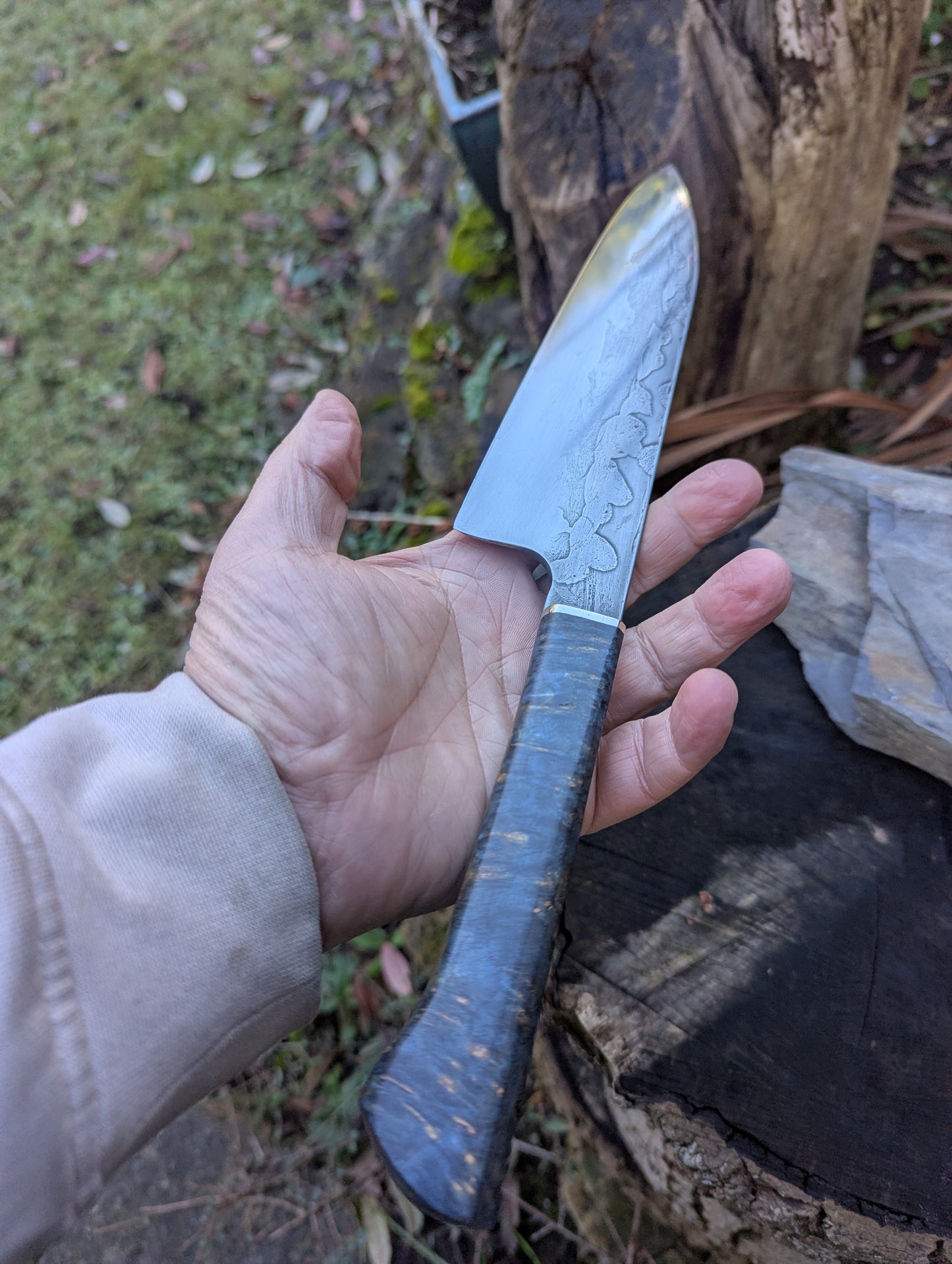 Hand made 8" ApexUltra carbon steel. Amboyna burl handle