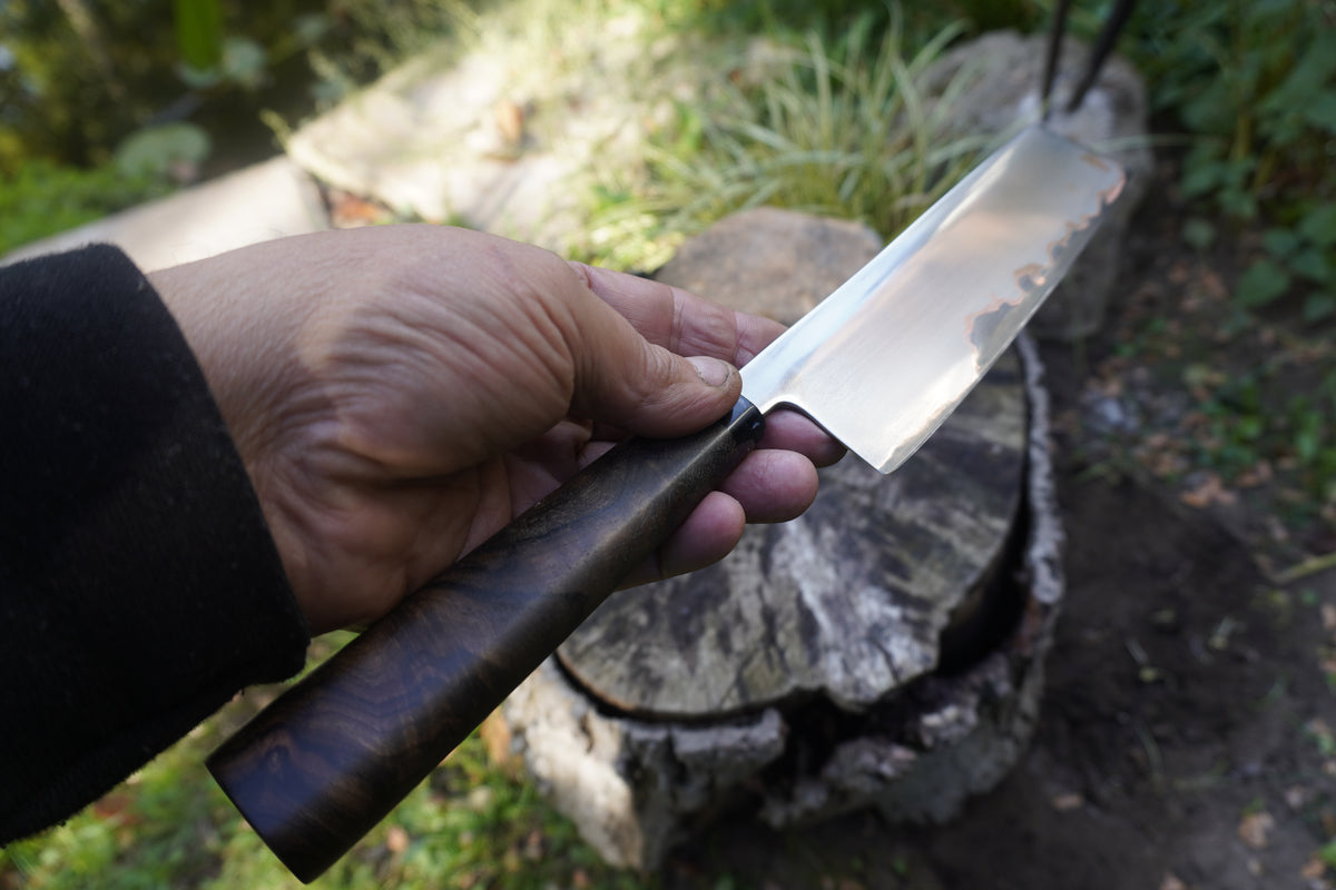 Nakiri 170mm Takefu Cu-Mai : DPS V-Toku2 Core Stainless Steel Clad San Mai. Turkish Walnut handle
