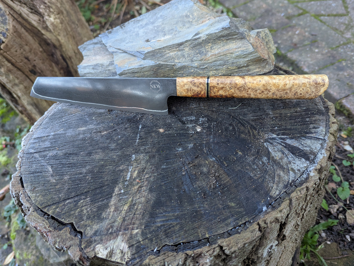 Hand-forged Dark-Mai ApexUltra core, 80crv2 and nickel. Amboyna burl with black G10 and copper spacer