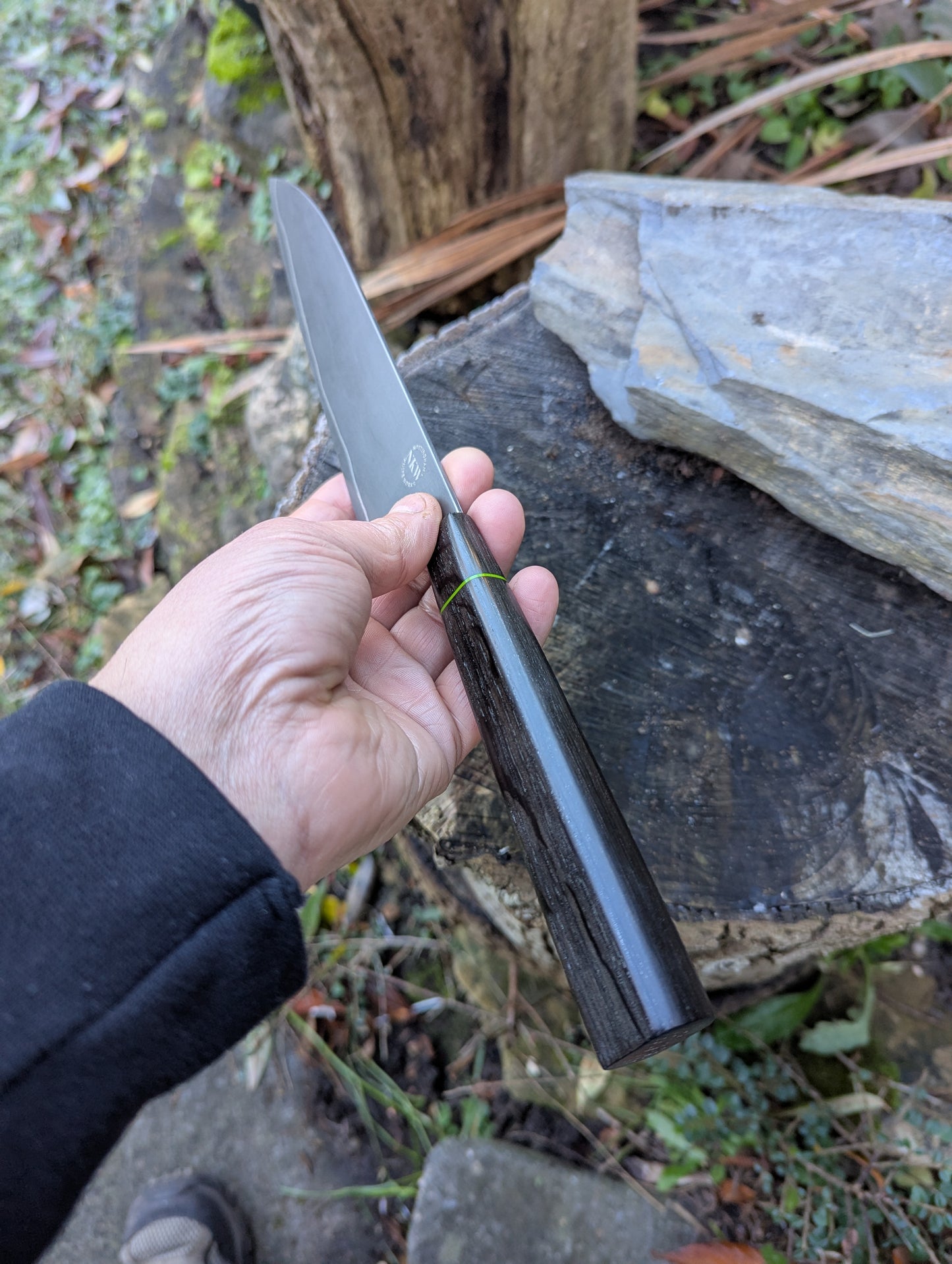 Hand-forged Dark-Mai ApexUltra core, 80crv2 and nickel. Bog oak with green G10 spacer