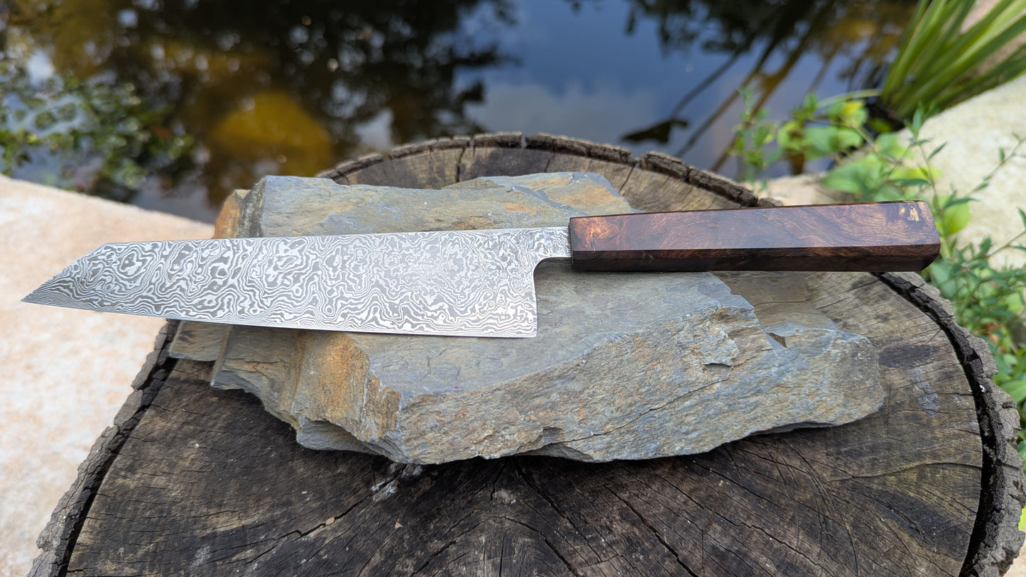 Kiritsuke 170mm. Carbon Damascus steel. Burr ElmHandle