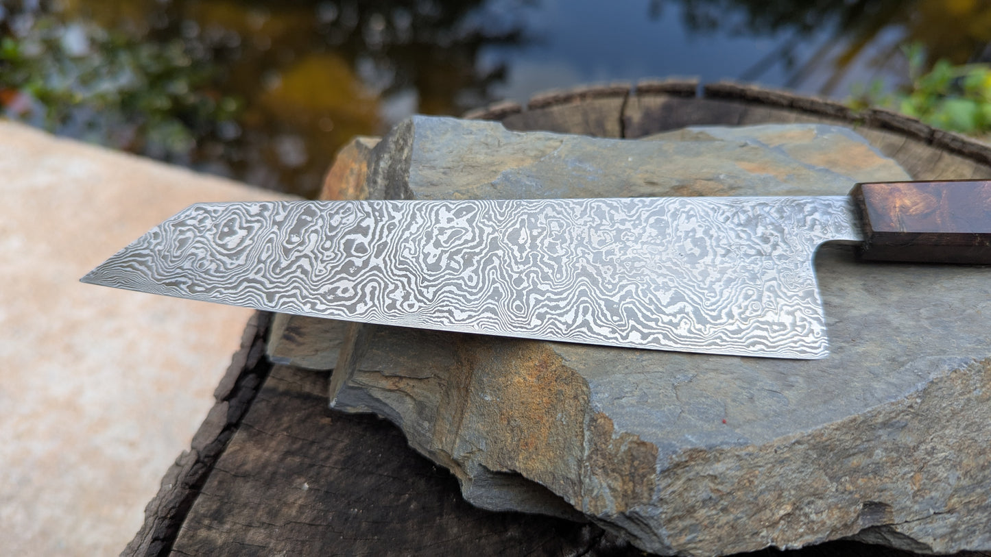Kiritsuke 170mm. Carbon Damascus steel. Burr ElmHandle