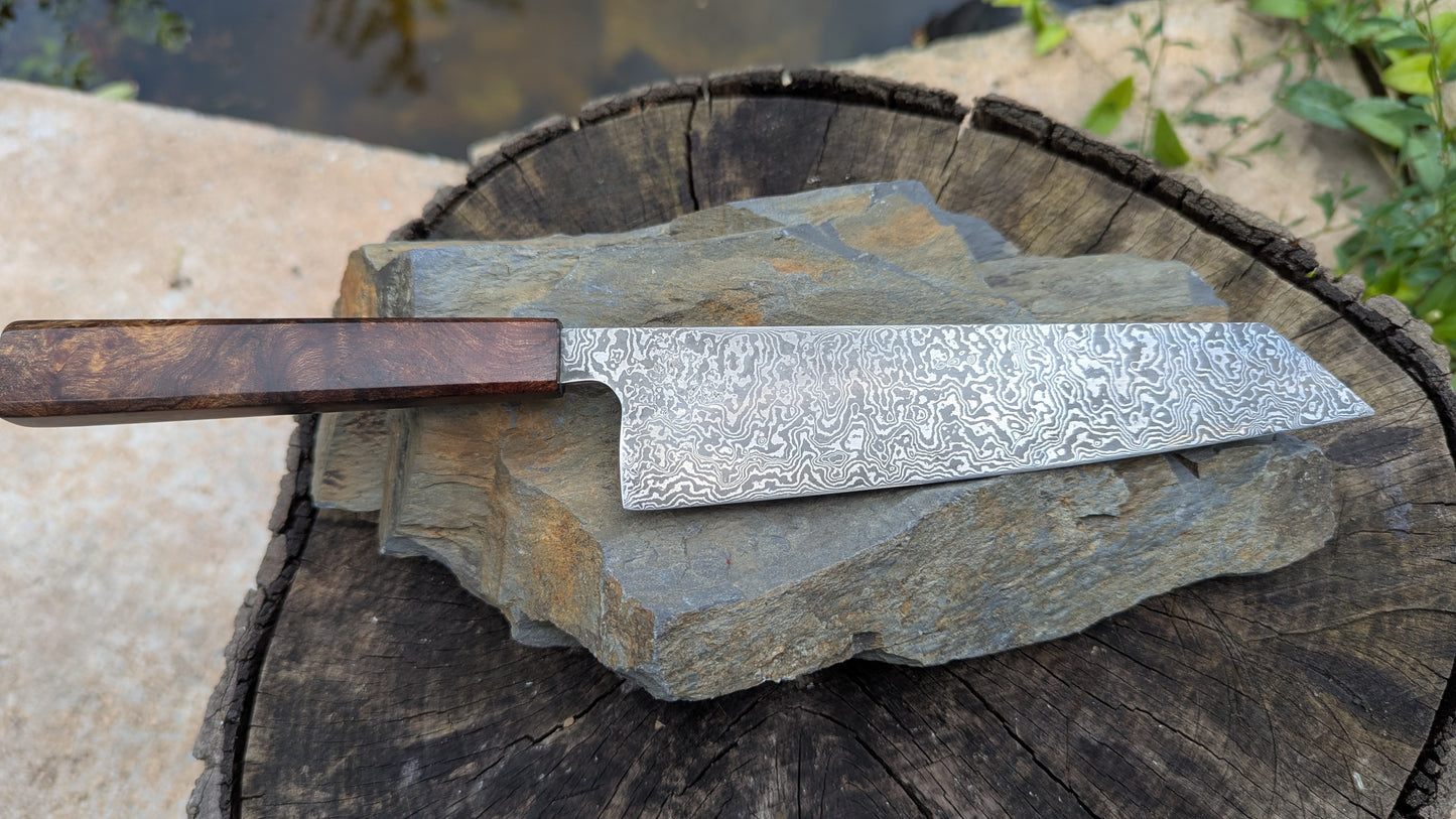 Kiritsuke 170mm. Carbon Damascus steel. Burr ElmHandle